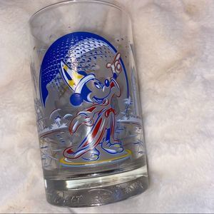 Walt Disney World Epcot  Glass McDonald’s 25 Years Remember the Magic "Mickey"